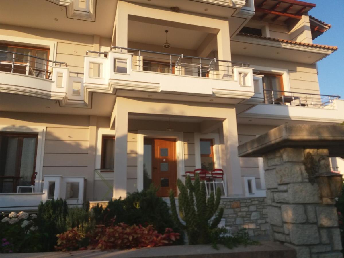 Spyridoula'S Guest House Himare Ngoại thất bức ảnh
